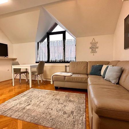 Charming City Loft Apartment Ljubljana Bagian luar foto