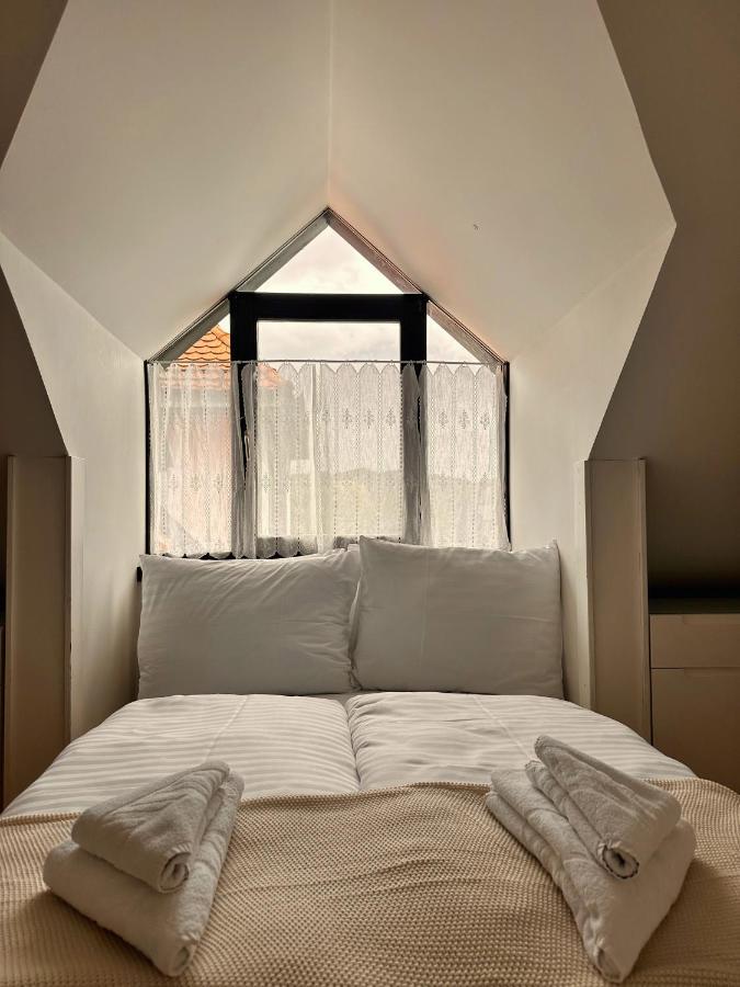 Charming City Loft Apartment Ljubljana Bagian luar foto