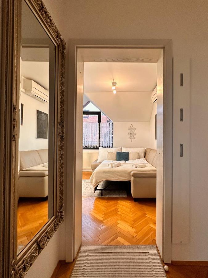 Charming City Loft Apartment Ljubljana Bagian luar foto
